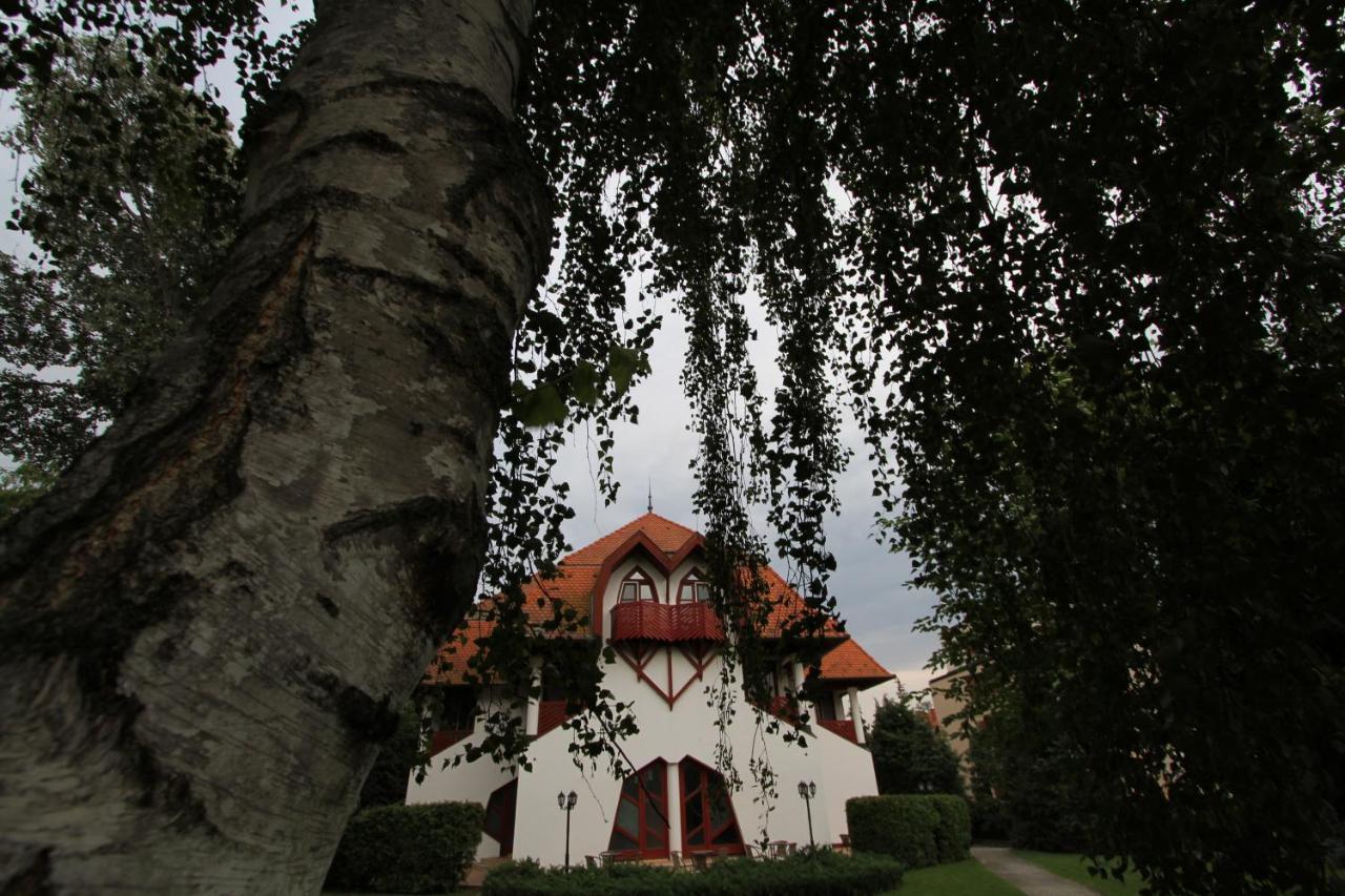 Grantek Üdülőház Balatonlelle Exterior foto