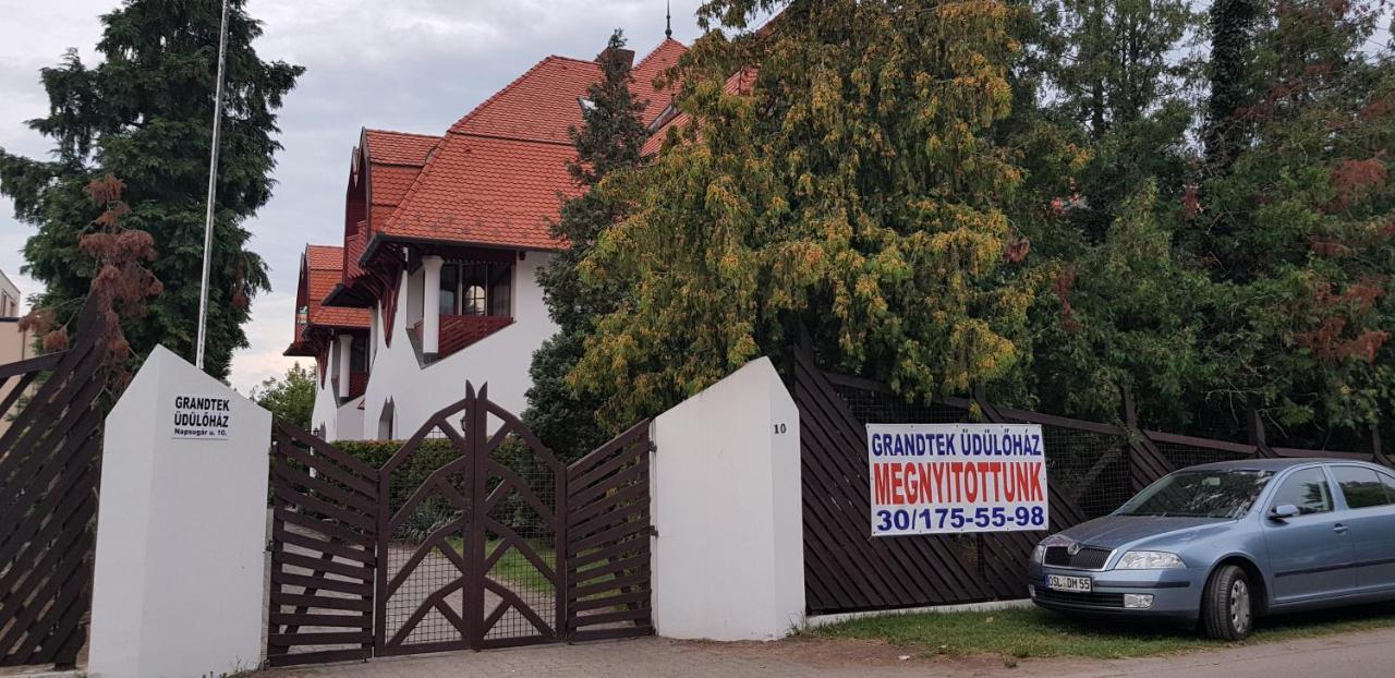 Grantek Üdülőház Balatonlelle Exterior foto